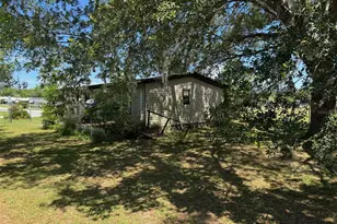 105 NE 66th Ct, Ocala, FL 34470 - Photo 1