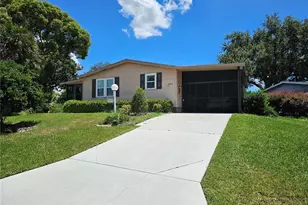 1003 Parker Pl, Lady Lake, FL 32159 - Photo 1
