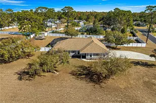 5091 NE 61st Ave Rd, Silver Springs, FL 34488 - Photo 1