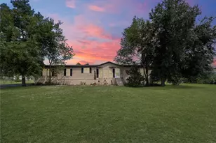 4605 NE 40th Ave, Ocala, FL 34479 - Photo 1