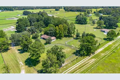 6635 NW 135th Avenue, Morriston, FL 32668 - Photo 1