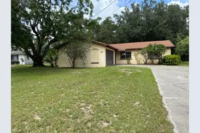 1639 Spring Lake Road, Fruitland Park, FL 34731 - Photo 1