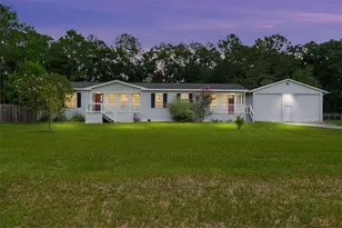 825 NW 107th Ct, Ocala, FL 34482 - Photo 1