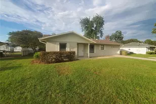 9325 SE 119th Ln, Belleview, FL 34420 - Photo 1