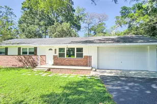 1320 SE 37th Ave, Ocala, FL 34471 - Photo 1