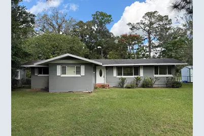 1113 NE 11th Street, Ocala, FL 34470 - Photo 1