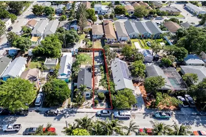 320 N D Street, Lake Worth, FL 33460 - Photo 1
