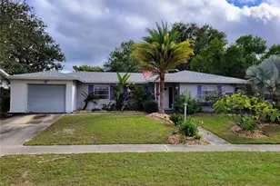 2240 W Howard Pl, Citrus Springs, FL 34434 - Photo 1