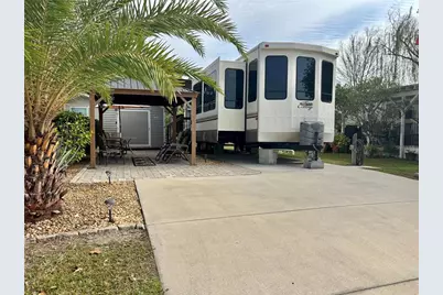 3283 NE 104th Avenue, Silver Springs, FL 34488 - Photo 1