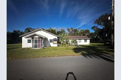 619 NE 2nd Street, Crystal River, FL 34429 - Photo 1