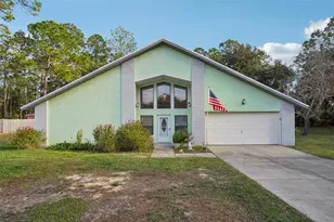 18628 SE 53rd Pl, Ocklawaha, FL 32179 - Photo 1