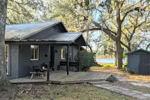 9350 SE 170th Avenue Rd, Ocklawaha, FL 32179 - Photo 1