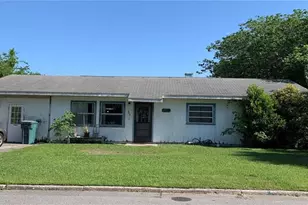 307 NE 11th Pl, Ocala, FL 34470 - Photo 1