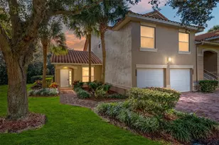 5411 Admiral Way, Oxford, FL 34484 - Photo 1