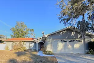 1514 Poe St, Inverness, FL 34450 - Photo 1