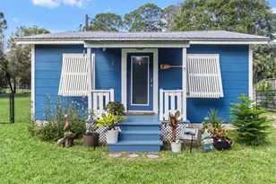 7 65th St, Yankeetown, FL 34498 - Photo 1