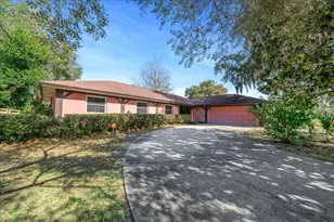 2147 NE 7th St, Ocala, FL 34470 - Photo 1