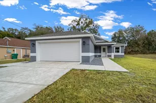 706 Stanley Ave, Wildwood, FL 34785 - Photo 1