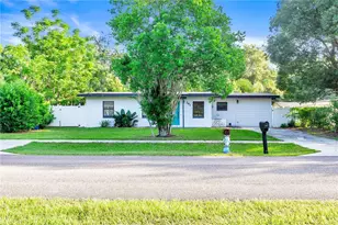 261 1st St, Chuluota, FL 32766 - Photo 1