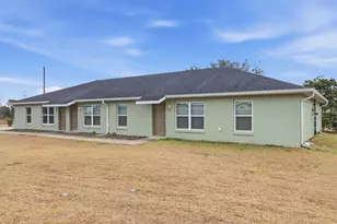 12 Walnut Rd, Ocala, FL 34480 - Photo 1