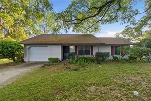 3885 NE 28th Terrace, Ocala, FL 34479 - Photo 1