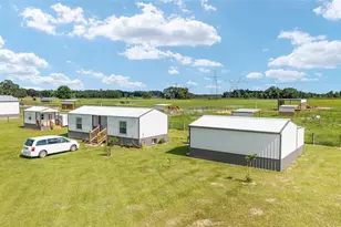 1427 NW 102nd Blvd, Wildwood, FL 34785 - Photo 1