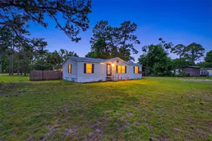 11720 NE 19th St, Silver Springs, FL 34488 - Photo 1