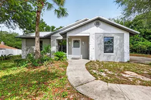 40248 Orange Cir, Lady Lake, FL 32159 - Photo 1