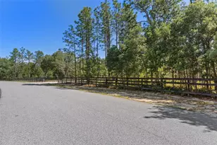 8373 NW 26th St, Wildwood, FL 34785 - Photo 1