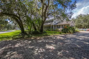 9709 E Baymeadows Dr, Inverness, FL 34450 - Photo 1
