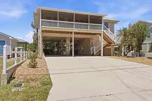 2882 N Comanche Point, Crystal River, FL 34429 - Photo 1