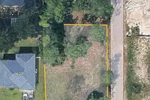 1631 NE 35th St, Cape Coral, FL 33909 - Photo 1