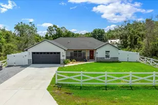 17 Holly Rd, Ocala, FL 34472 - Photo 1