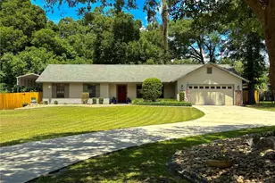 10655 SW 69th Terrace, Ocala, FL 34476 - Photo 1