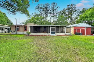 4300 NE 132nd Ct, Silver Springs, FL 34488 - Photo 1