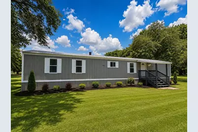 21771 SE 62nd Street, Morriston, FL 32668 - Photo 1