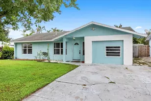 5679 SE Indigo Ave, Stuart, FL 34997 - Photo 1