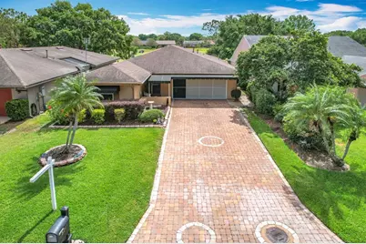 571 Saint Andrews Rd, Winter Haven, FL 33884 - Photo 1