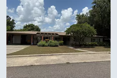 9 Heights Avenue, Frostproof, FL 33843 - Photo 1