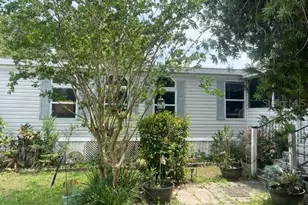 3513 Pioneer Trails Blvd E, Lakeland, FL 33810 - Photo 1