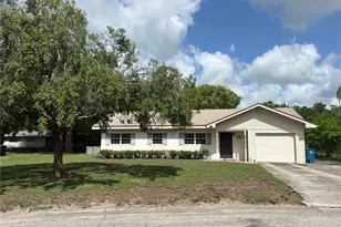 816 Casselberry Dr, Lake Wales, FL 33853 - Photo 1