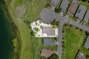 452 Lake Suzanne Dr, Lake Wales, FL 33859 - Photo 1