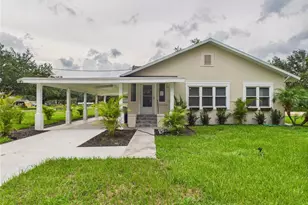 713 4th St NE, Fort Meade, FL 33841 - Photo 1