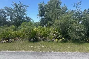 906 Hibiscus Dr, Indian Lake Estates, FL 33855 - Photo 1