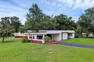 1861 Peninsular Dr, Haines City, FL 33844 - Photo 1