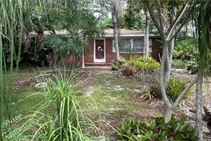 1021 Highview Dr, Lake Wales, FL 33853 - Photo 1