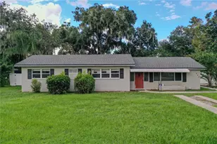 542 Longfellow Blvd, Lakeland, FL 33801 - Photo 1