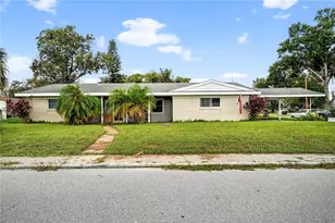 2023 Leisure Dr, Winter Haven, FL 33881 - Photo 1