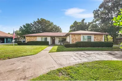 2002 Amesbury Drive, Auburndale, FL 33823 - Photo 1