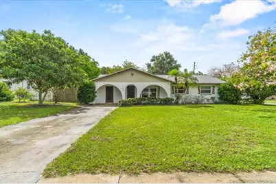 305 E Thelma Street, Lake Alfred, FL 33850 - Photo 1